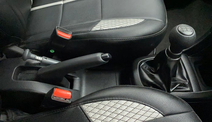 2017 Maruti Swift LXI (O), Petrol, Manual, 6,795 km, Gear Lever