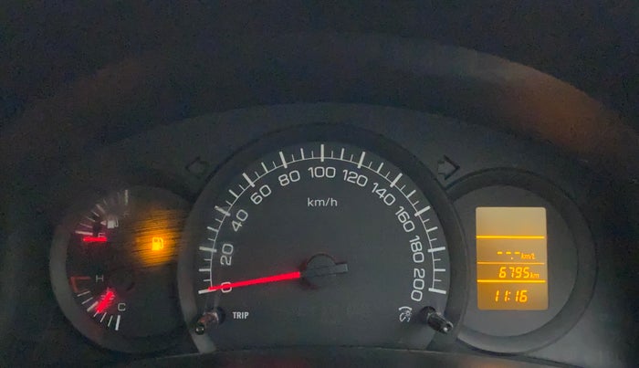 2017 Maruti Swift LXI (O), Petrol, Manual, 6,795 km, Odometer Image