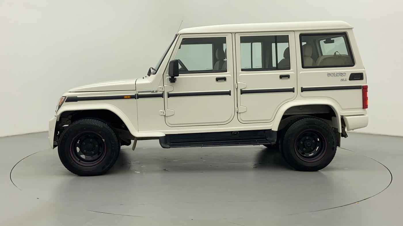 2017 Mahindra Bolero Power+ ZLX Micro Hybrid, Diesel, Manual, 95,145 km, Left Side