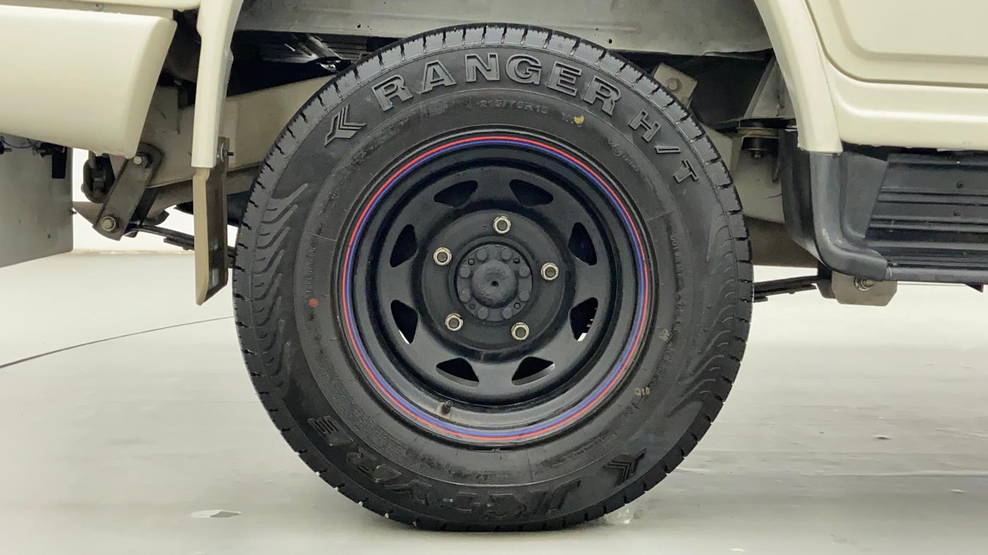 2017 Mahindra Bolero Power+ ZLX Micro Hybrid, Diesel, Manual, 95,145 km, Right Rear Wheel