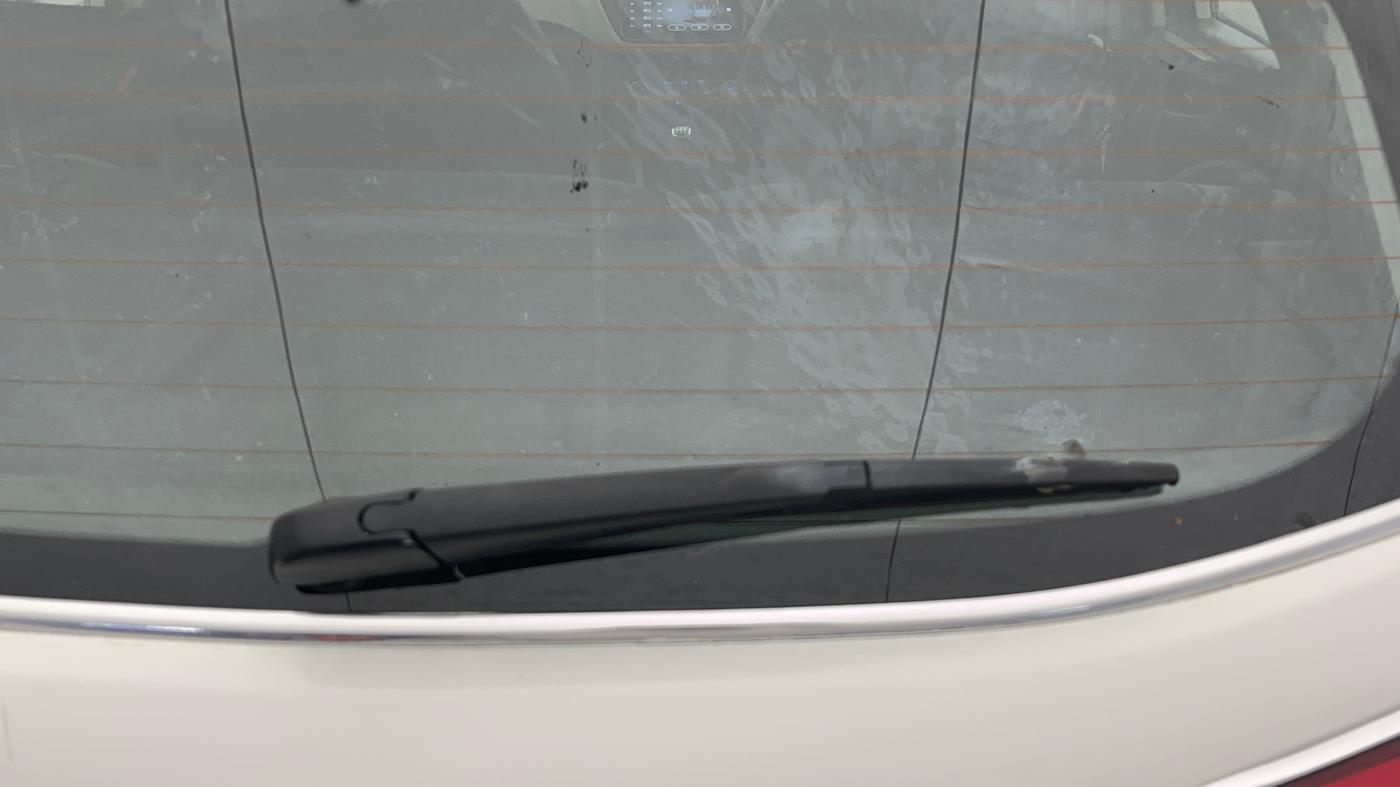 2016 Hyundai Elite i20 ASTA 1.2 (O), Petrol, Manual, 37,425 km, Rear Wiper
