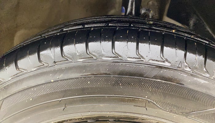 2017 Maruti Dzire VXI, Petrol, Manual, 78,403 km, Right Front Tyre Tread