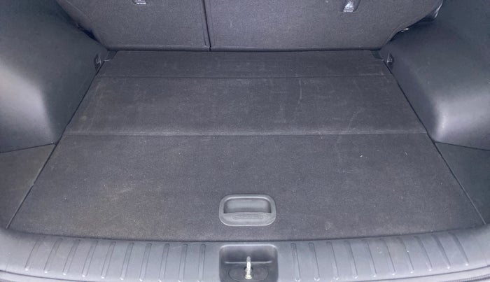 2019 Hyundai Tucson 2WD AT GLS PETROL, Petrol, Automatic, 80,657 km, Boot Inside