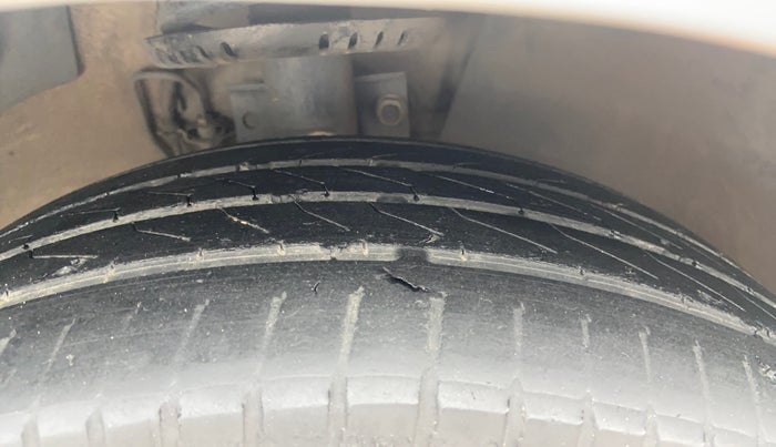 2019 Skoda Rapid AMBITION 1.5 TDI, Diesel, Manual, 97,460 km, Right Front Tyre Tread