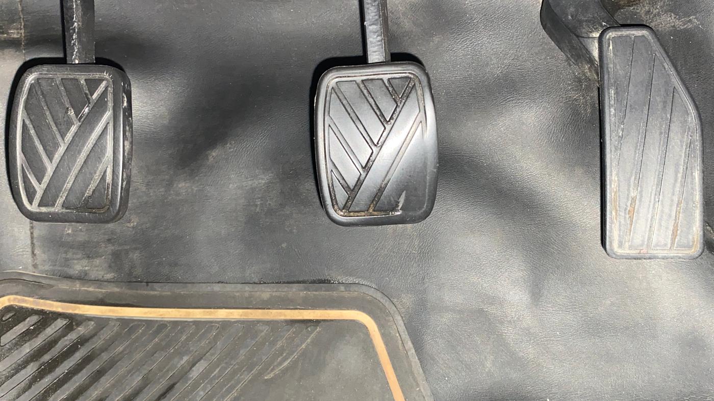 2016 Maruti Celerio VXI CNG D, CNG, Manual, 75,190 km, Pedals