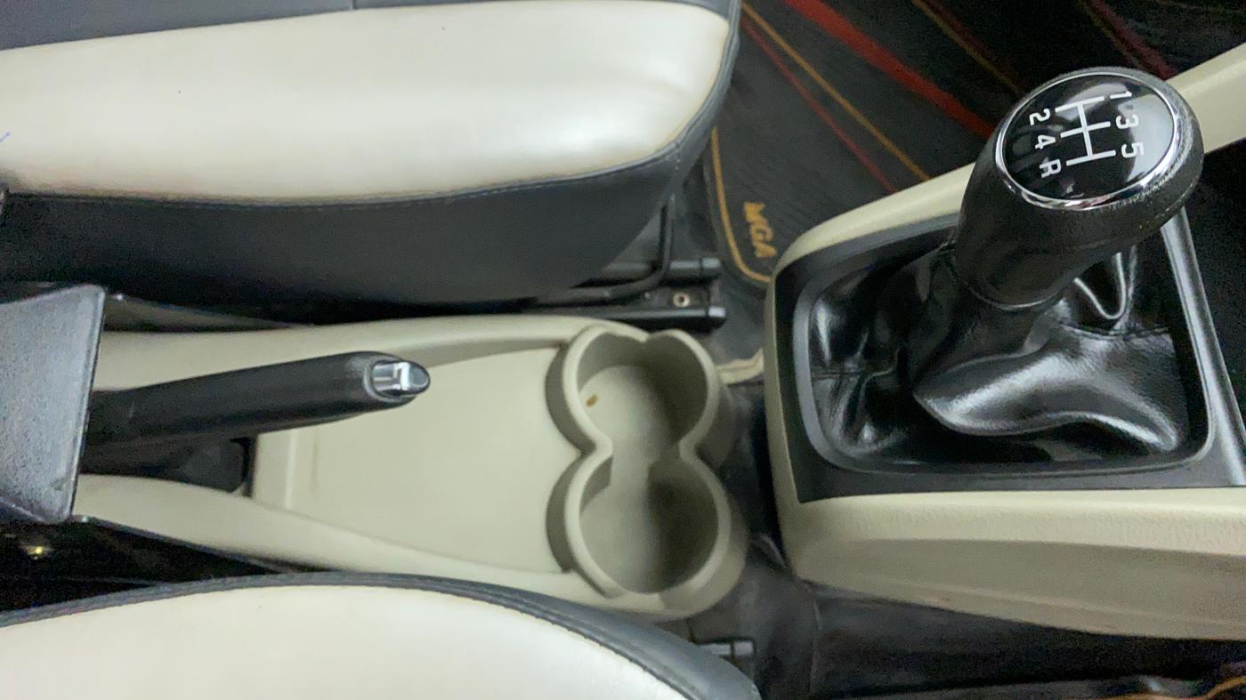 2016 Maruti Celerio VXI CNG D, CNG, Manual, 75,190 km, Gear Lever