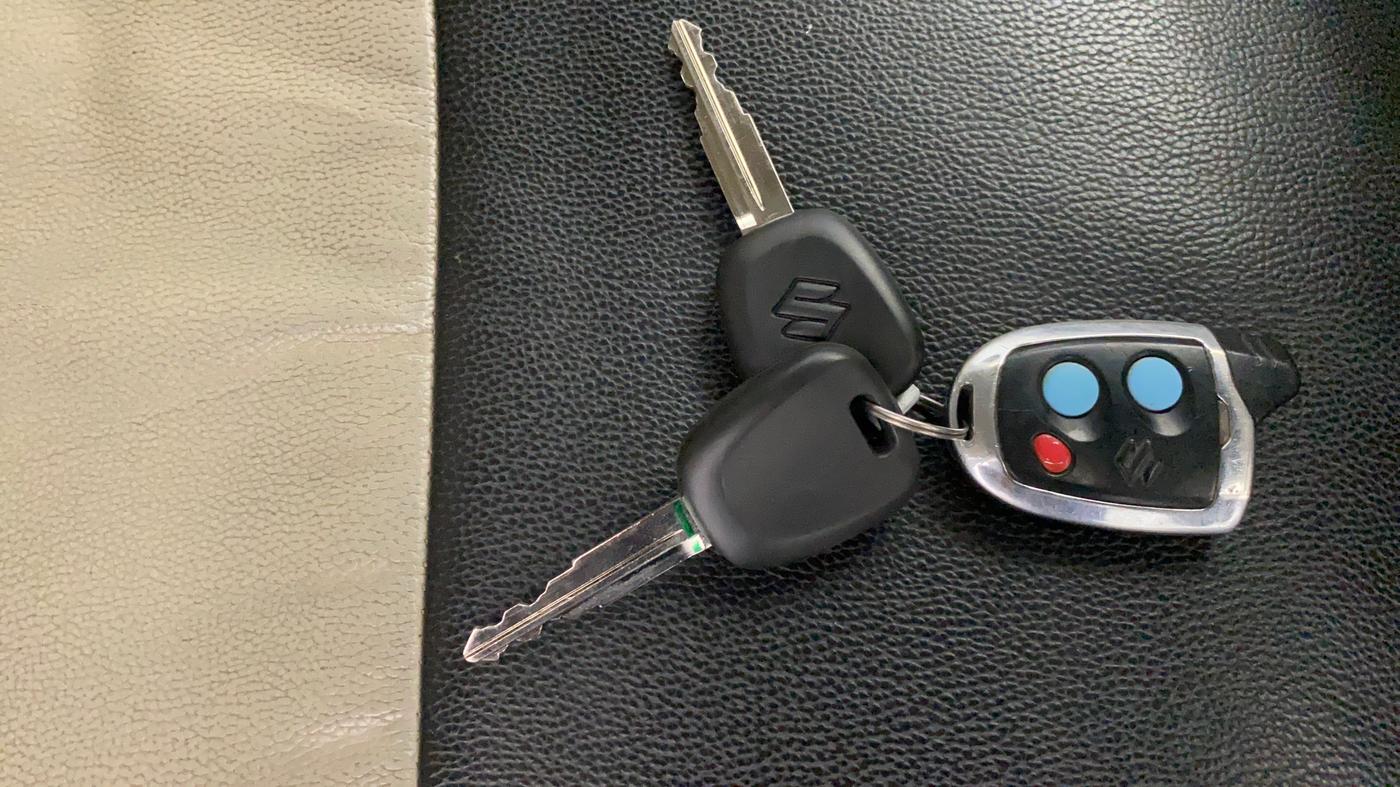 2015 Maruti Alto K10 VXI, Petrol, Manual, 59,135 km, Key Close Up
