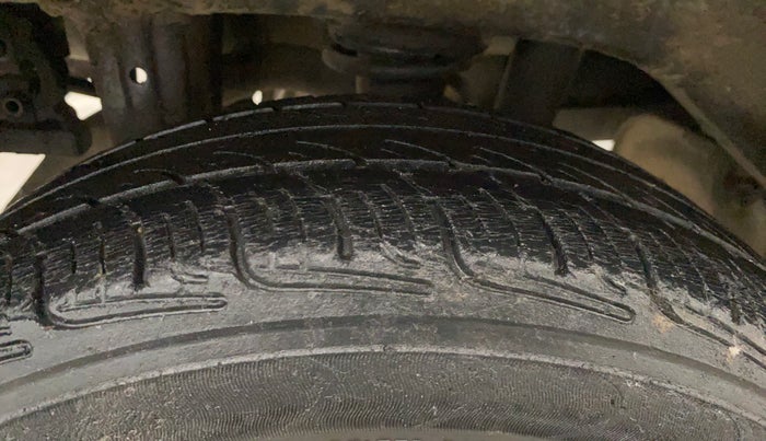 2015 Maruti Alto K10 VXI, Petrol, Manual, 59,135 km, Right Rear Tyre Tread