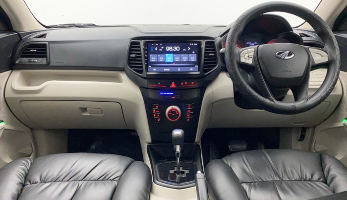 2021 Mahindra XUV300 W6 1.2 PETROL AMT, Petrol, Automatic, 27,484 km, Dashboard