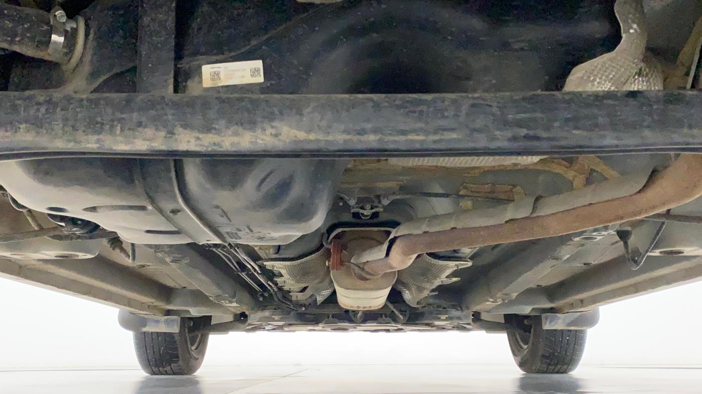2021 Mahindra XUV300 W6 1.2 PETROL AMT, Petrol, Automatic, 27,484 km, Rear Underbody
