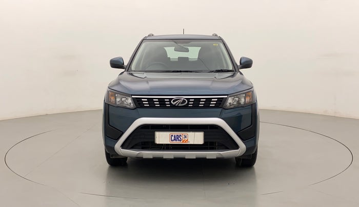 2021 Mahindra XUV300 W6 1.2 PETROL AMT, Petrol, Automatic, 27,484 km, Front