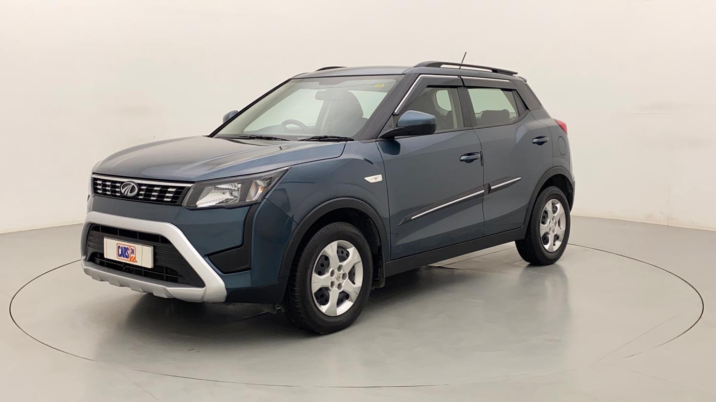 2021 Mahindra XUV300 W6 1.2 PETROL AMT, Petrol, Automatic, 27,484 km, Left Front Diagonal