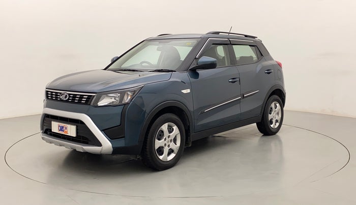 2021 Mahindra XUV300 W6 1.2 PETROL AMT, Petrol, Automatic, 27,484 km, Left Front Diagonal