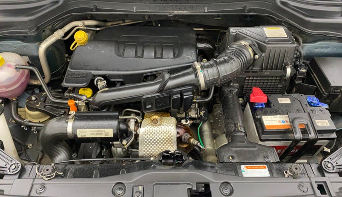 2021 Mahindra XUV300 W6 1.2 PETROL AMT, Petrol, Automatic, 27,484 km, Open Bonet