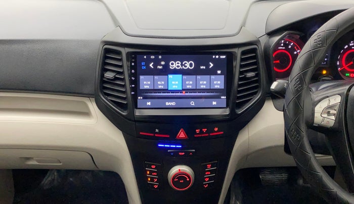 2021 Mahindra XUV300 W6 1.2 PETROL AMT, Petrol, Automatic, 27,484 km, Air Conditioner