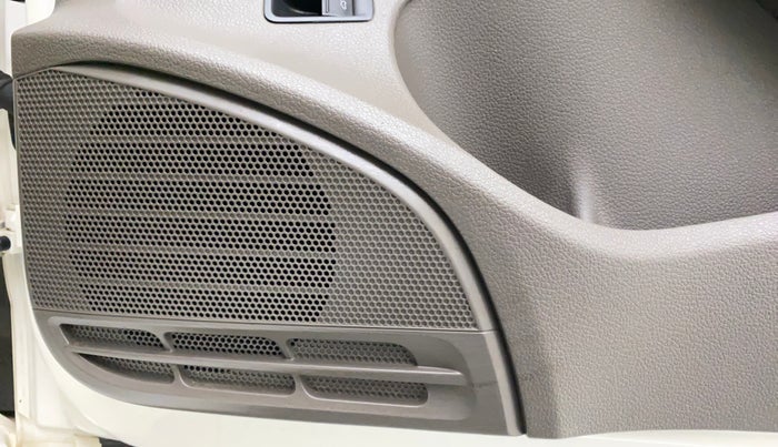 2018 Volkswagen Vento HIGHLINE PETROL AT, Petrol, Automatic, 89,684 km, Speaker