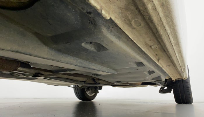 2018 Volkswagen Vento HIGHLINE PETROL AT, Petrol, Automatic, 89,684 km, Right Side Underbody