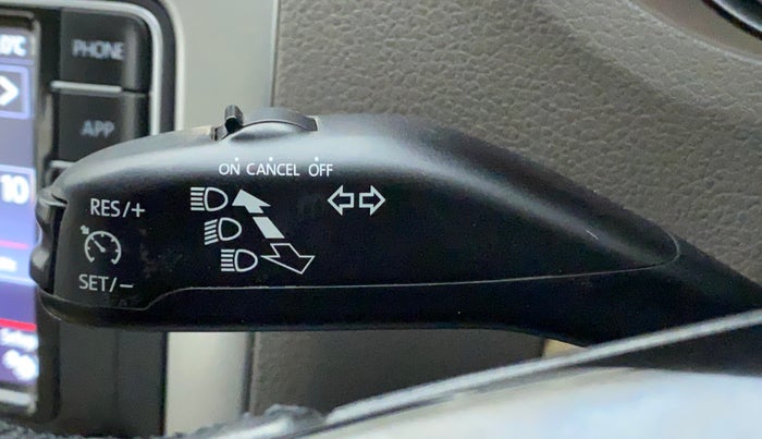 2018 Volkswagen Vento HIGHLINE PETROL AT, Petrol, Automatic, 89,684 km, Adaptive Cruise Control