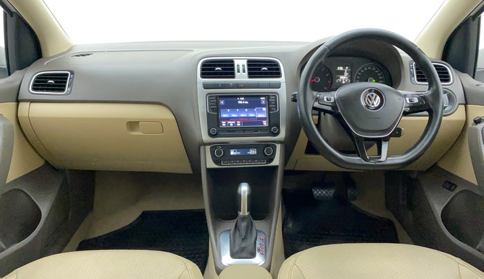 2018 Volkswagen Vento HIGHLINE PETROL AT, Petrol, Automatic, 89,684 km, Dashboard