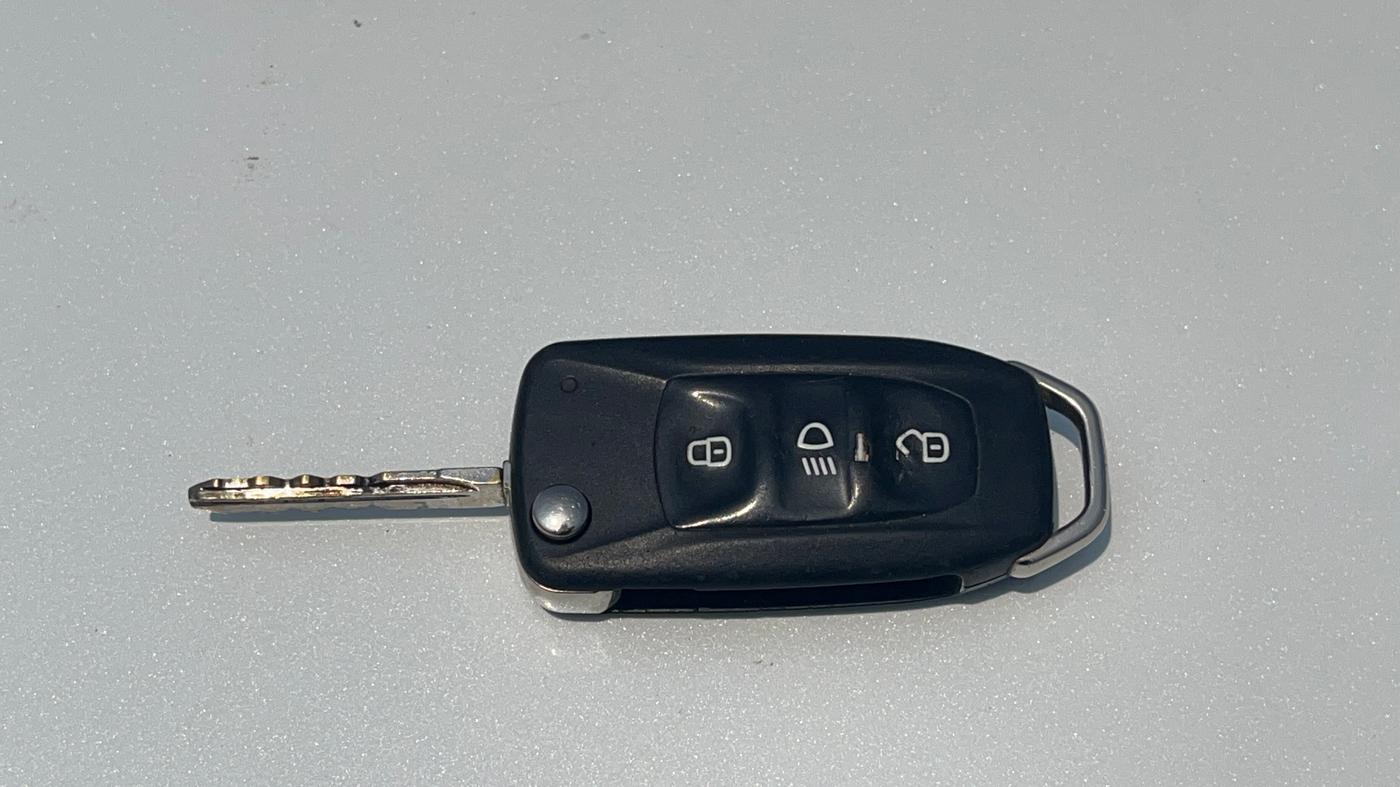 2018 Tata Tiago XZA PETROL, Petrol, Automatic, 43,728 km, Key Close Up
