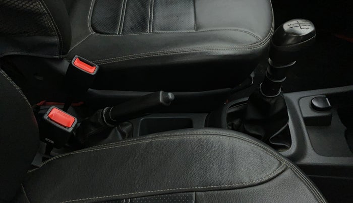 2016 Renault Kwid RXT 0.8, Petrol, Manual, 47,471 km, Gear Lever