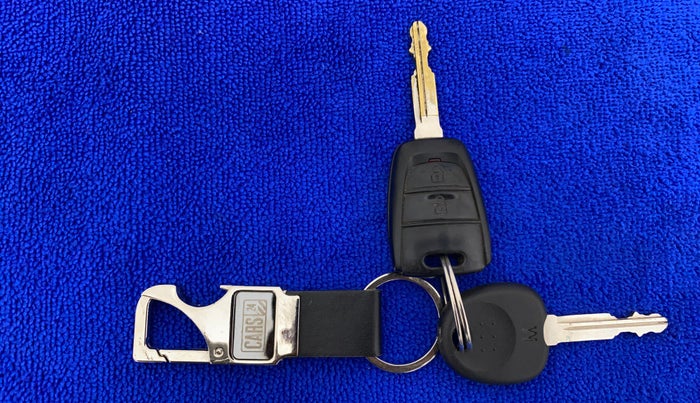 2019 Hyundai NEW SANTRO SPORTZ CNG, CNG, Manual, 29,208 km, Key Close Up