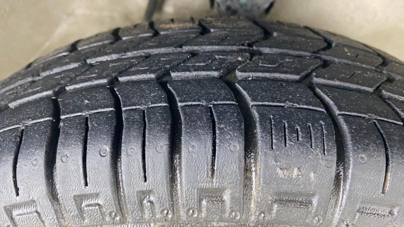 2019 Maruti Alto 800 LXI, Petrol, Manual, 17,155 km, Right Front Tyre Tread