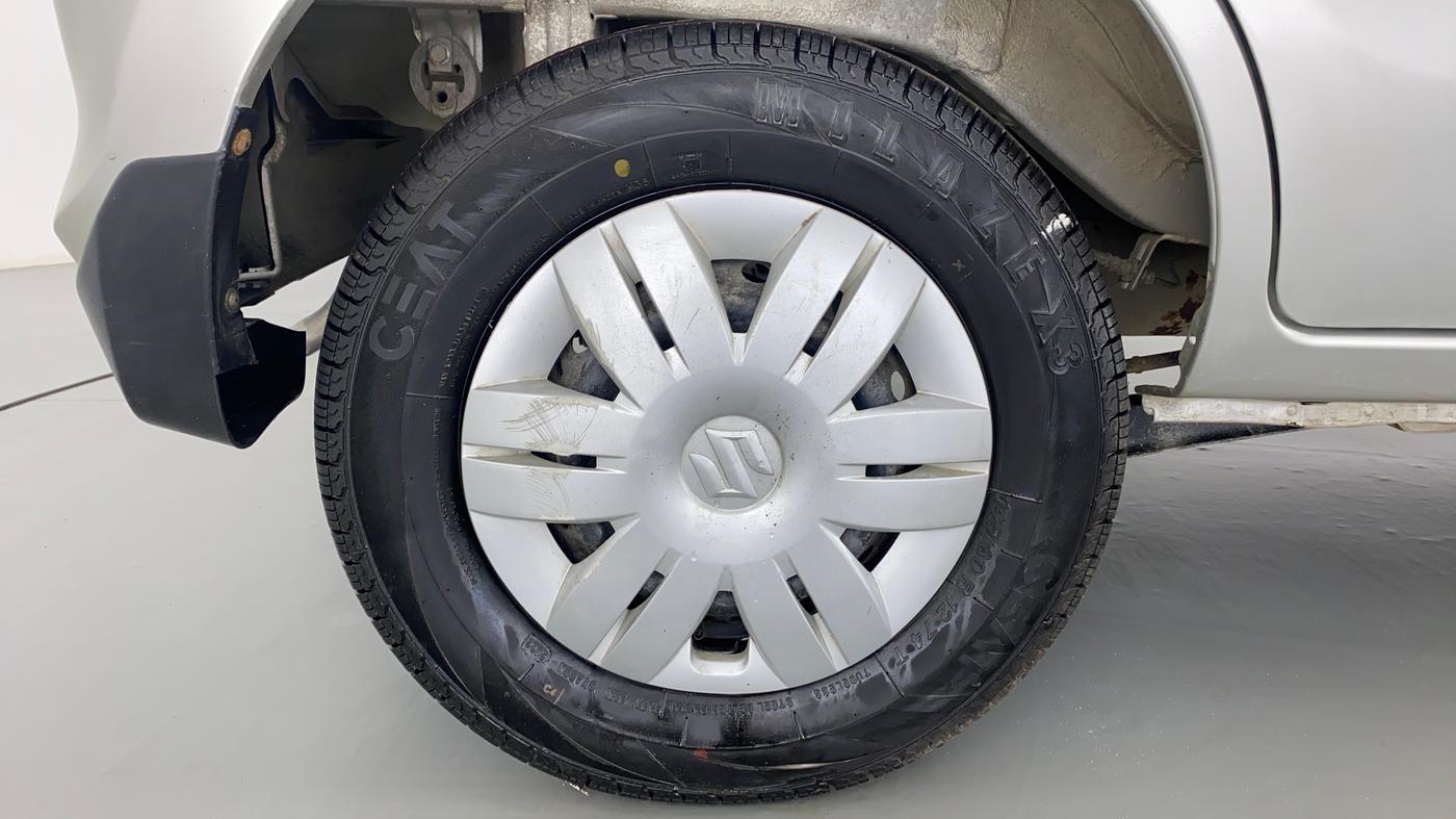 2019 Maruti Alto 800 LXI, Petrol, Manual, 17,155 km, Right Rear Wheel