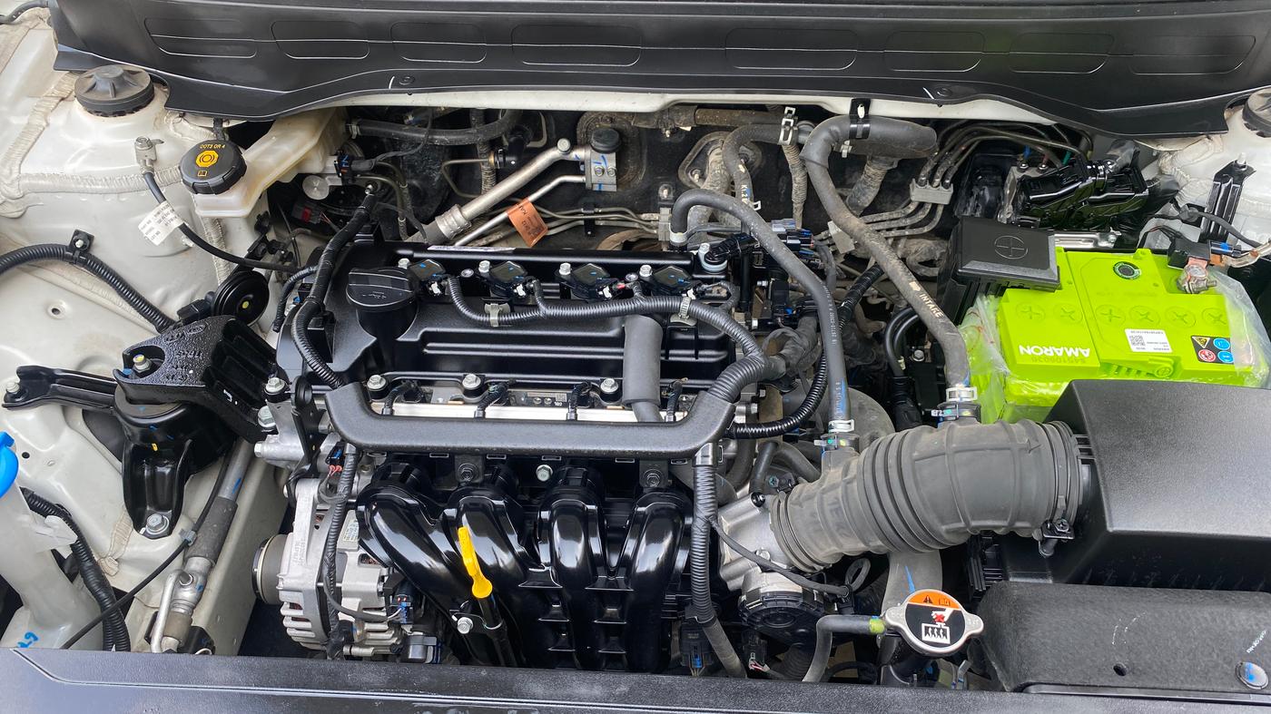 2024 Hyundai VENUE SX 1.2 PETROL, Petrol, Manual, 18,371 km, Engine View