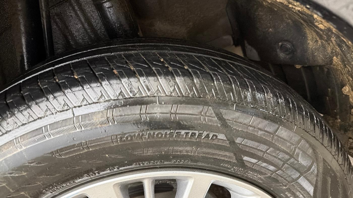 2022 Honda City 1.5L I-VTEC V MT 5TH GEN, Petrol, Manual, 75,501 km, Left Rear Tyre Tread