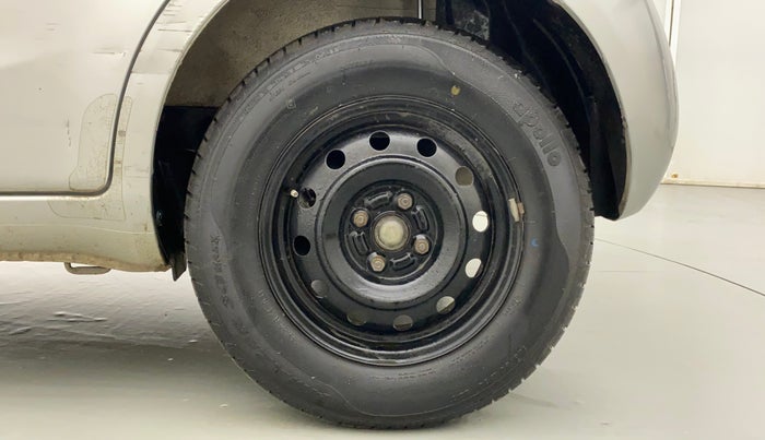 2011 Maruti Ritz VXI, Petrol, Manual, 53,701 km, Left Rear Wheel