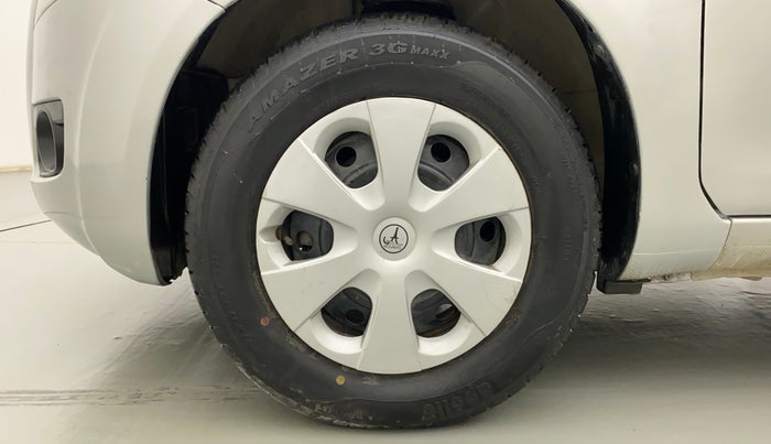 2011 Maruti Ritz VXI, Petrol, Manual, 53,701 km, Left Front Wheel