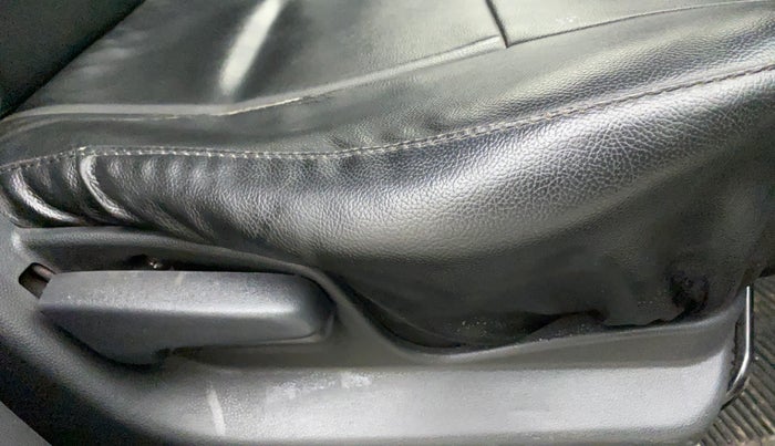 2011 Maruti Ritz VXI, Petrol, Manual, 53,701 km, Driver Side Adjustment Panel