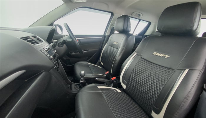 2016 Maruti Swift VXI D, Petrol, Manual, 24,404 km, Right Side Front Door Cabin