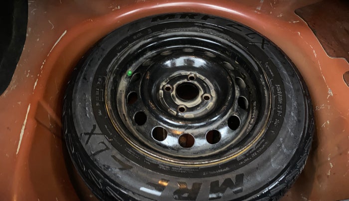 2015 Maruti Swift Dzire ZXI, Petrol, Manual, 88,388 km, Spare Tyre