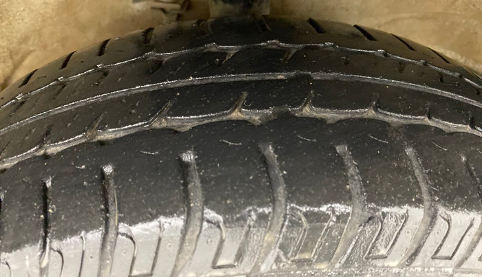 2018 Maruti Wagon R 1.0 VXI, Petrol, Manual, 35,691 km, Right Front Tyre Tread