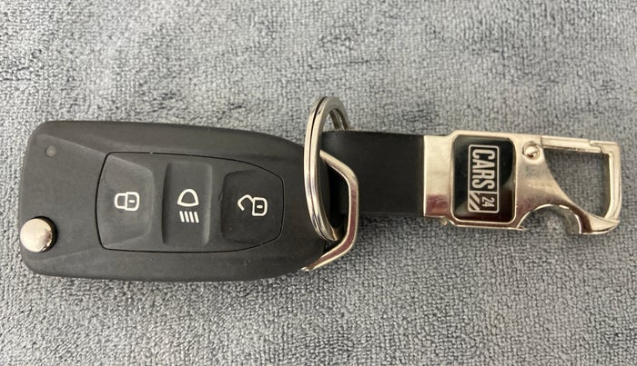 2022 Tata Tiago XT CNG 1.2 RTN, CNG, Manual, 10,993 km, Key Close Up