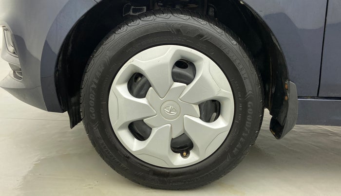 2022 Tata Tiago XT CNG 1.2 RTN, CNG, Manual, 10,993 km, Left Front Wheel