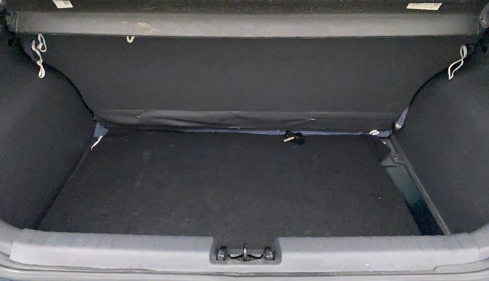 2021 Hyundai GRAND I10 NIOS SPORTZ AMT 1.2 KAPPA VTVT, Petrol, Automatic, 8,890 km, Boot Inside