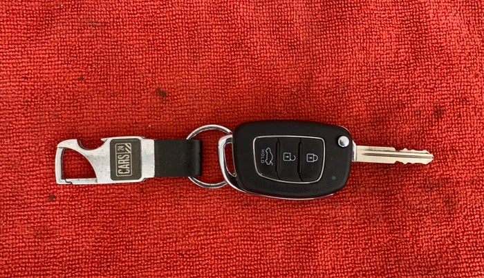 2021 Hyundai GRAND I10 NIOS SPORTZ AMT 1.2 KAPPA VTVT, Petrol, Automatic, 8,890 km, Key Close Up