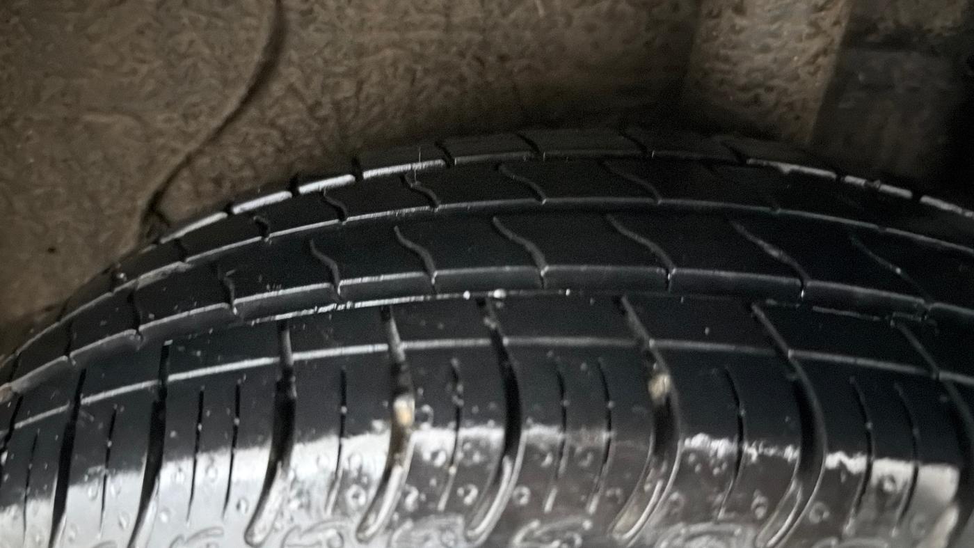 2016 Maruti Celerio VXI, Petrol, Manual, 44,551 km, Left Rear Tyre Tread