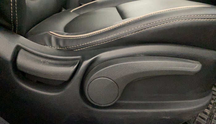 2018 Hyundai Creta SX AT 1.6 PETROL, Petrol, Automatic, 71,824 km, Driver Side Adjustment Panel