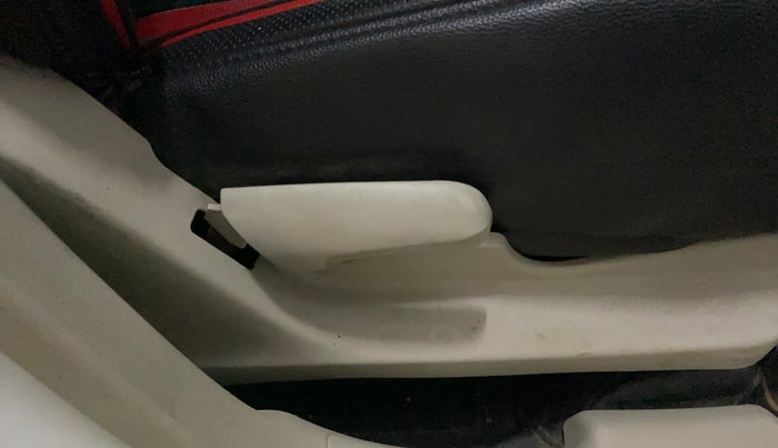 2018 Maruti Celerio ZXI, CNG, Manual, 56,814 km, Driver Side Adjustment Panel