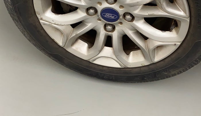 2016 Ford Ecosport TITANIUM 1.5L PETROL AT, Petrol, Automatic, 25,844 km, Left front tyre - Minor crack