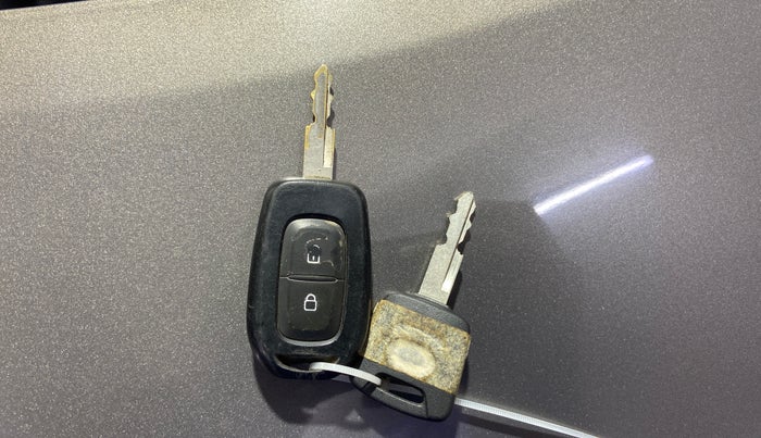 2020 Datsun Redi Go T(O), Petrol, Manual, 19,764 km, Key Close Up