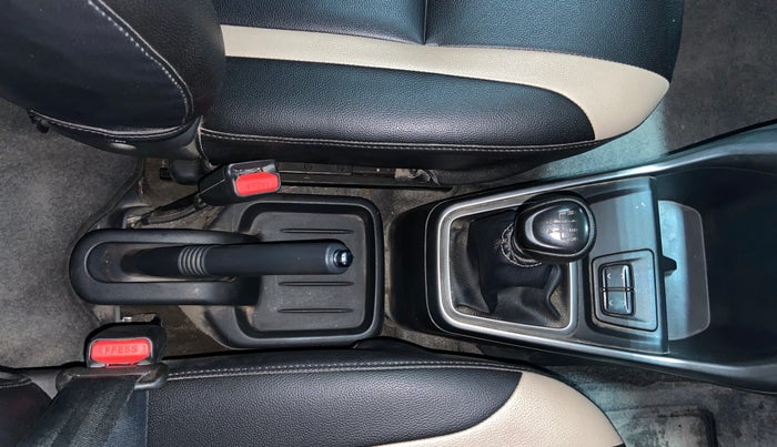 2020 Datsun Redi Go T(O), Petrol, Manual, 19,764 km, Gear Lever