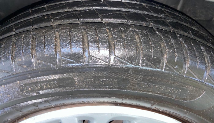 2020 Datsun Redi Go T(O), Petrol, Manual, 19,764 km, Left Front Tyre Tread