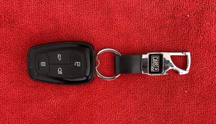 2022 Tata Harrier XT PLUS 2.0L KRYOTEC DARK EDITON, Diesel, Manual, 51,331 km, Key Close Up