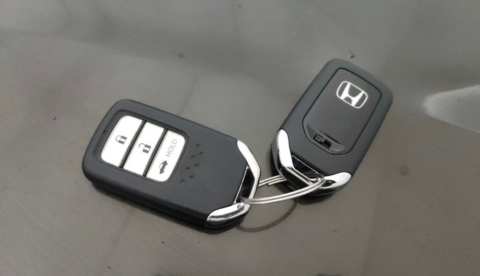 2024 Honda Amaze 1.2L I-VTEC VX, CNG, Manual, 10,055 km, Key Close Up