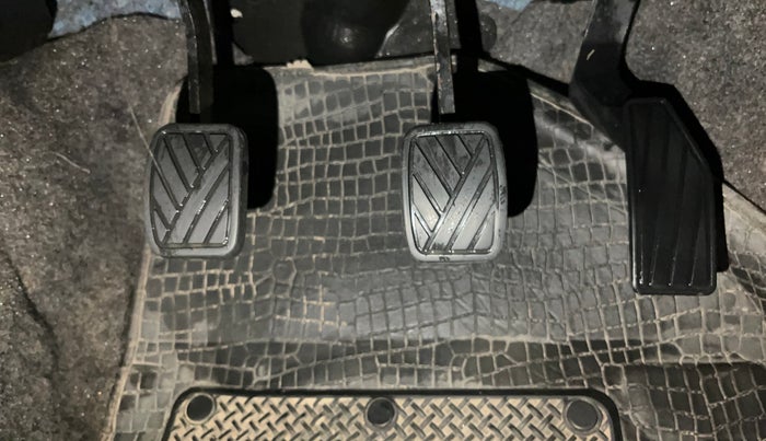 2016 Maruti Celerio VXI, Petrol, Manual, 14,960 km, Pedals